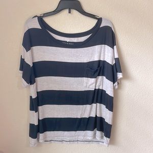 Black and white striped American Eagle, soft and sexy T-shirt